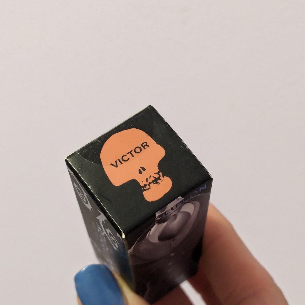 Corpse bride X Revolution Makeup lipstick - Picture 2 of 2